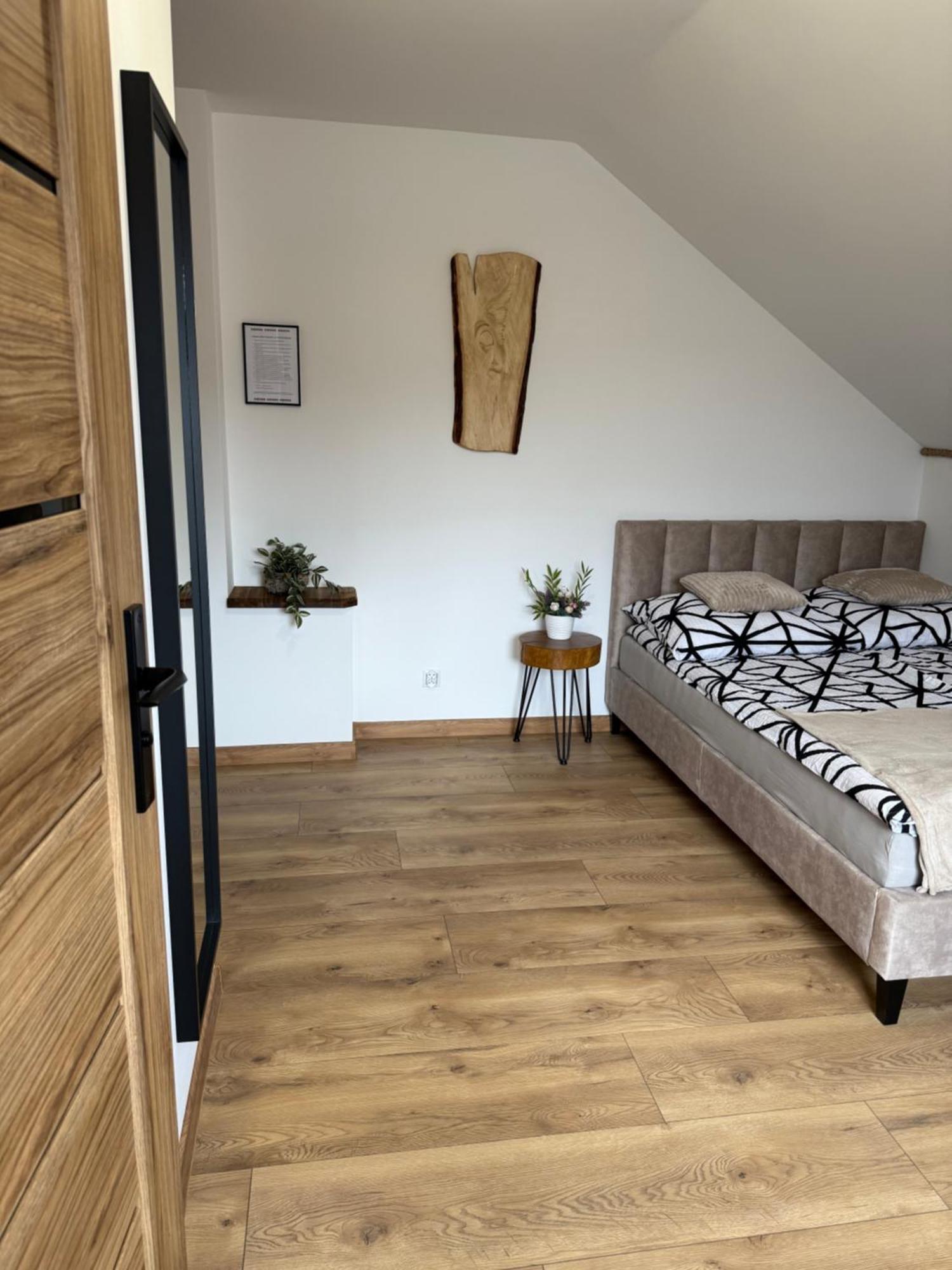 Apartment Z Tarasem I Klimatyzowane -drozdowka Solina