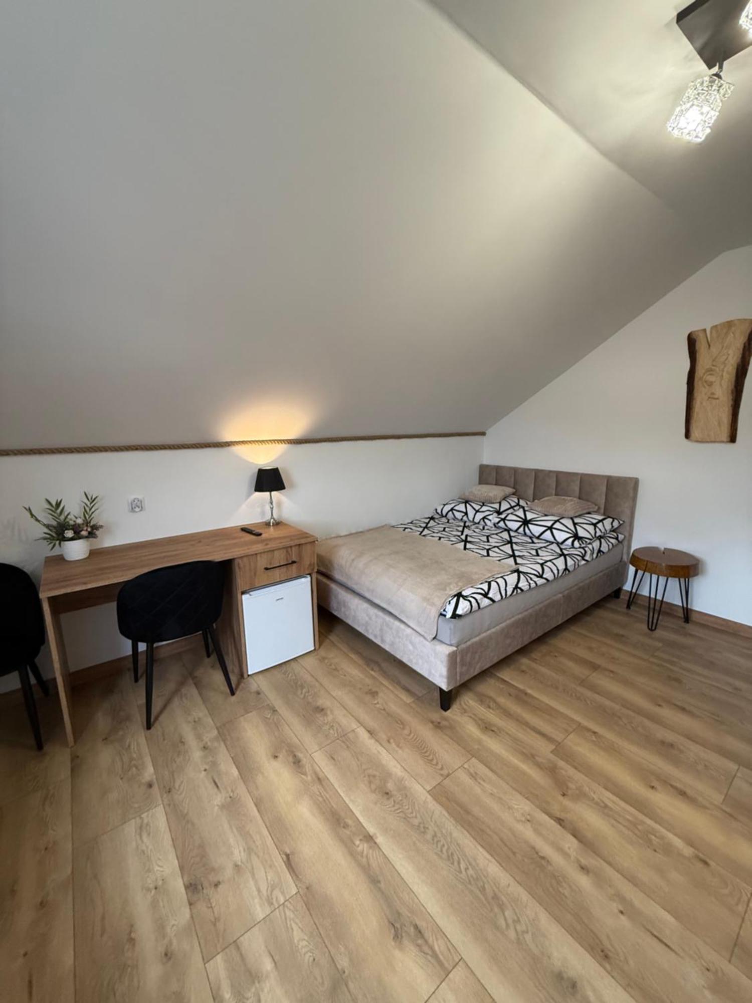 Apartment Z Tarasem I Klimatyzowane -drozdowka Solina